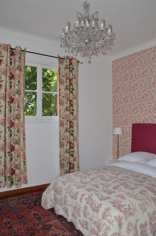 Bed and Breakfast Les Cypres Конт Экстерьер фото
